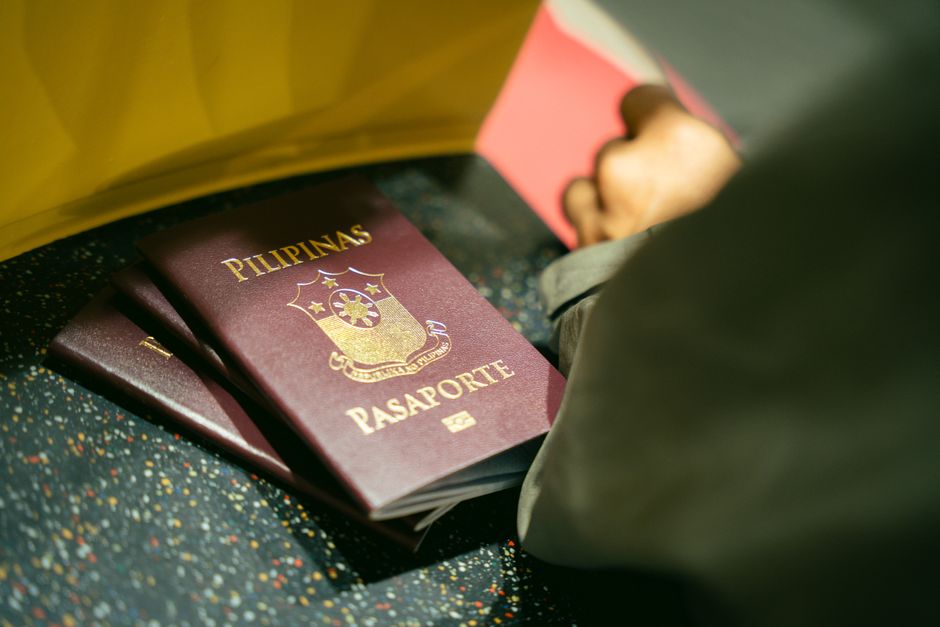 uk eta uprawnione narodowości pasażerowie na lotnisku Heathrow kontrola paszportowa